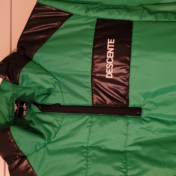 Descente Jacket - Picture 3 of 9